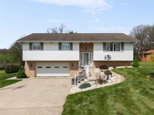 2008 Meadow Lane Dr, Greensburg, PA, 15601-9351 | Card Image