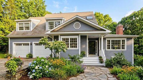 36 Trillium Way, Amherst, MA, 01002 | Card Image