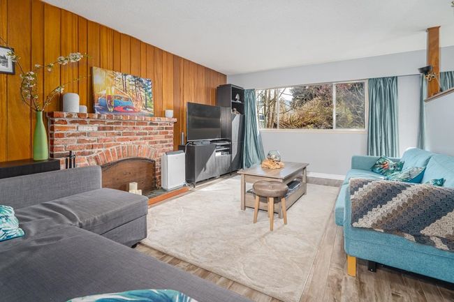 3636 Fromme Road, House other with 3 bedrooms, 1 bathrooms and 4 parking in North Vancouver BC | Image 4