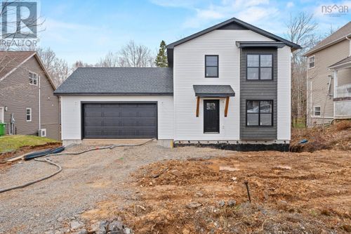 25-25 Halewood Dr, Falmouth, NS, B0P1P0 | Card Image