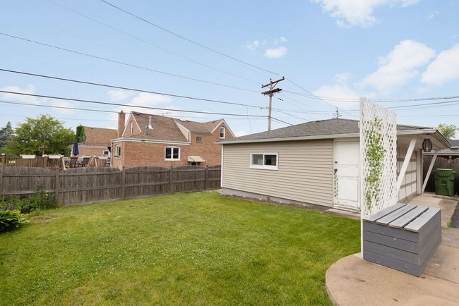 10830 S Tripp Ave, House other with 3 bedrooms, 2 bathrooms and 2 parking in Oak Lawn IL | Image 25