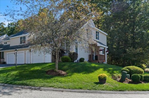 18 Snug Harbor Ln, Atkinson, NH, 03811 | Card Image