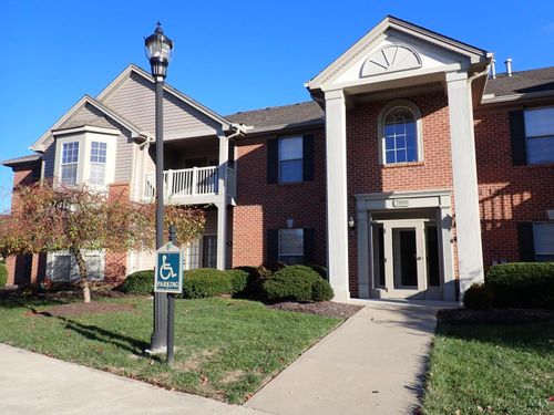 7990 Pinnacle Point Dr, West Chester, OH, 45069 | Card Image