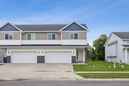 2239 35th Street Cir S, Moorhead, MN, 56560-8199 | Card Image