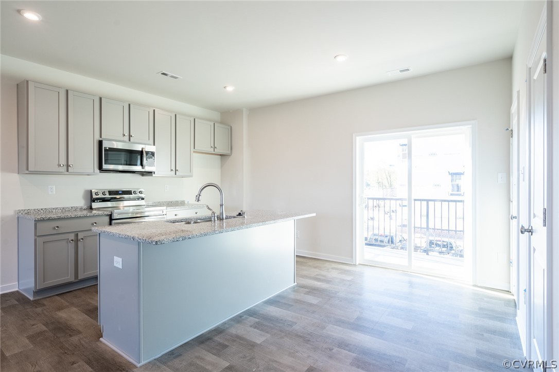Grand Reserve Ln, Richmond, VA 23223