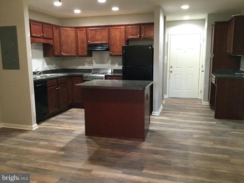 apt-2-143 N Fort St, STRASBURG, VA, 22657-1967 | Card Image