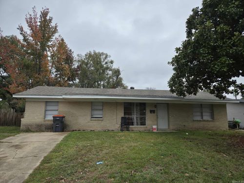 3305 Daffodil St, Pine Bluff, AR, 71603-4818 | Card Image