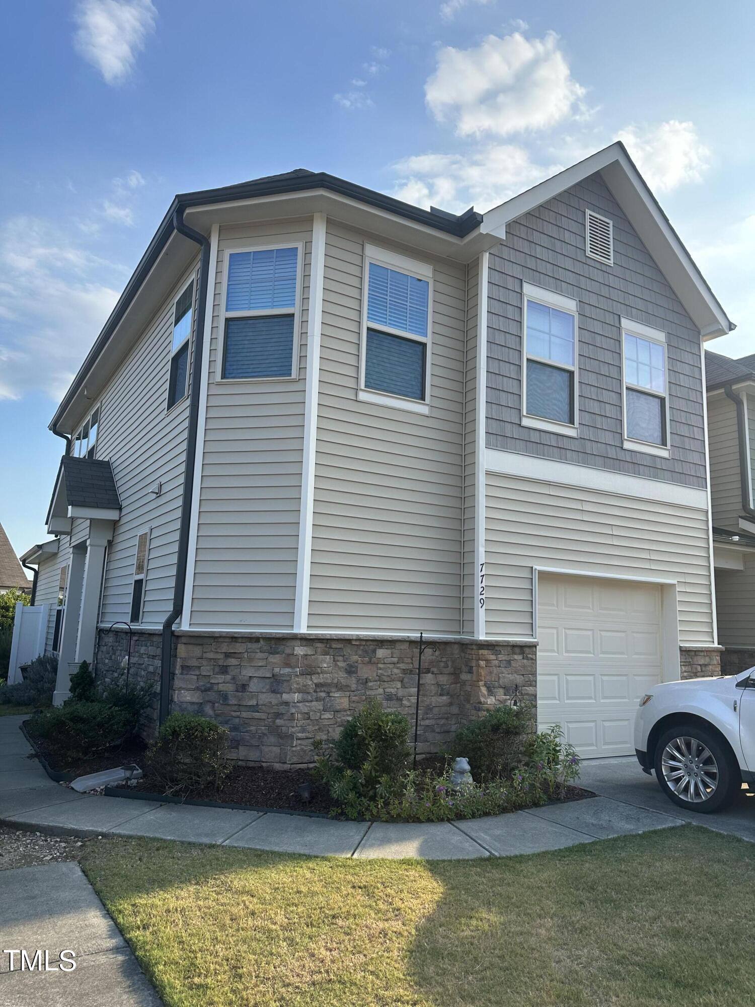 Weathered Oak Way, Raleigh, NC 27616