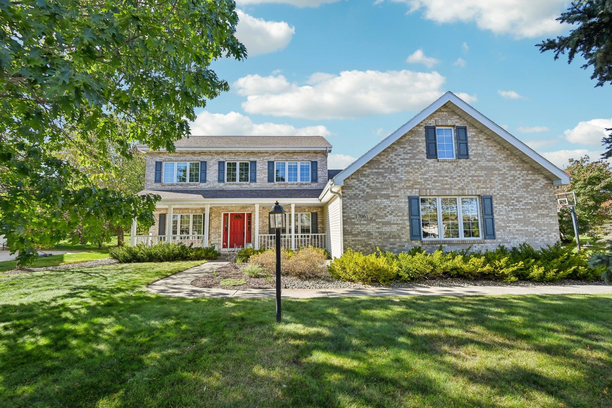 Waterbend Dr, Verona, WI 53593