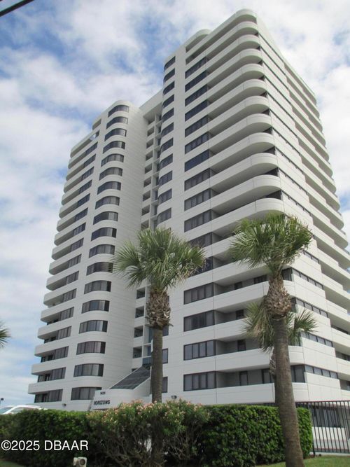 803-1420 N Atlantic Ave, DAYTONA BEACH, FL, 32118-3579 | Card Image