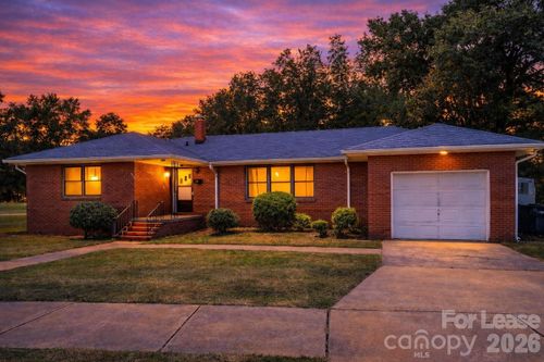 102 Stewart St Nw, Concord, NC, 28027-4150 | Card Image