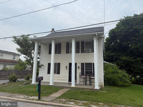 46 E Main St, WALNUT BOTTOM, PA, 17266-9713 | Card Image
