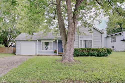 1073 Laura Dr, Greenwood, IN, 46143-1003 | Card Image