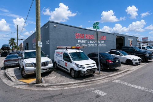 1025 E 45th St, HIALEAH, FL, 33013-2538 | Card Image