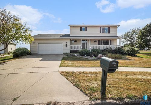 625 S Mary Dr Drive, Tea, SD, 57064 | Card Image