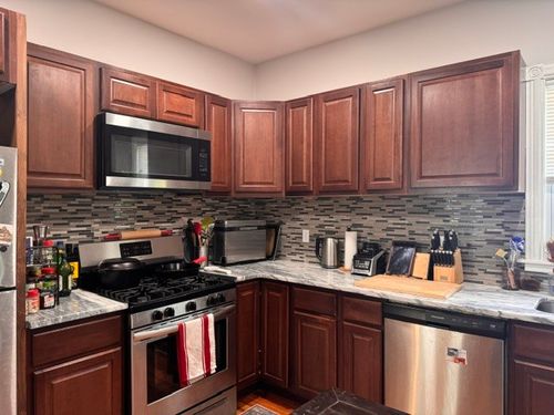2-138 Doyle Ave, Providence, RI, 02906-1645 | Card Image