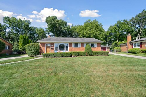 35733 Minton St, Livonia, MI, 48150-2593 | Card Image