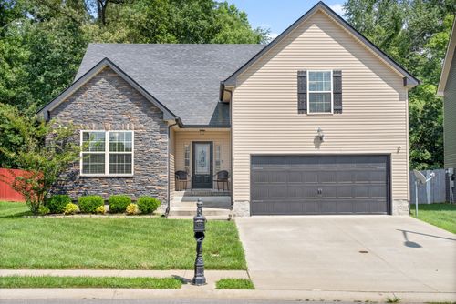 611 Fox Path Ln, Clarksville, TN, 37040-1432 | Card Image