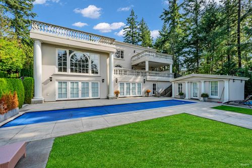 6089 Gleneagles Dr, West Vancouver, BC, V7W1W1 | Card Image