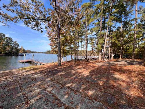 209 Lynch Ln, Chapin, SC, 29036-8263 | Card Image