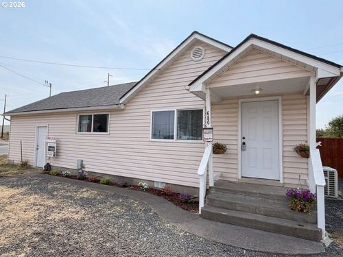 680 S 5th St, Harrisburg, OR, 97446-9652 | Card Image