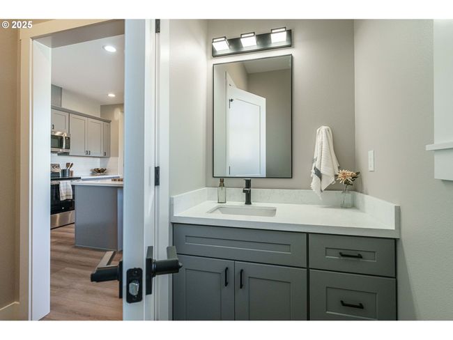 9 - 4007 Sw Myrtle Aly, House attached with 3 bedrooms, 3 bathrooms and 1 parking in Gresham OR | Image 17