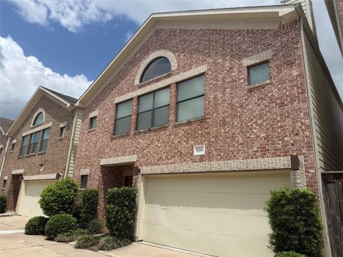 3716 Main Plaza Dr, Houston, TX, 77025-5943 | Card Image