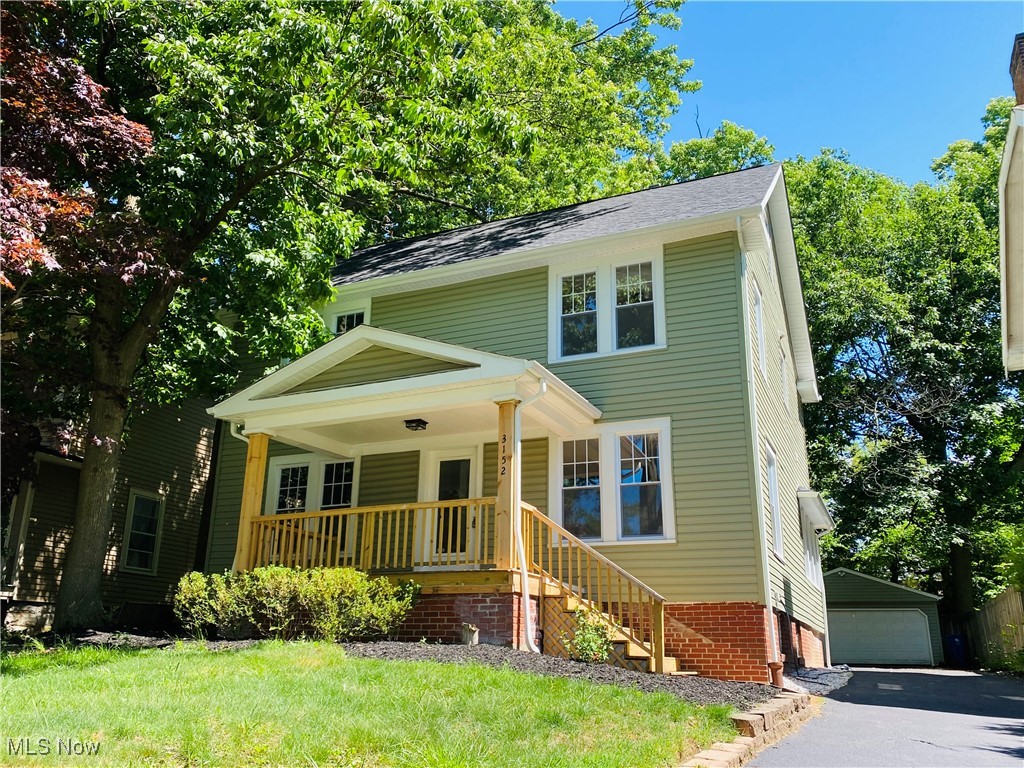 Oak Rd, Cleveland Heights, OH 44118