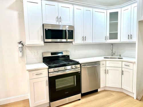 2-282 North St, Jersey City, NJ, 07307-3944 | Card Image