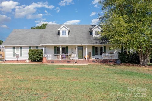 20956 Old Mill Rd, Albemarle, NC, 28001-9365 | Card Image