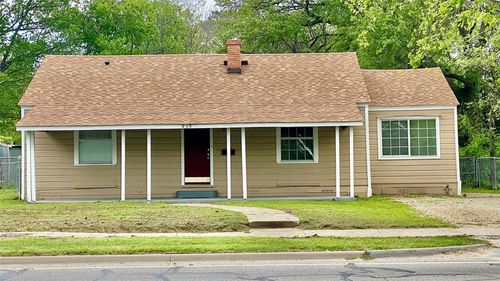 915 N Virginia Street, Terrell, TX, 75160 | Card Image