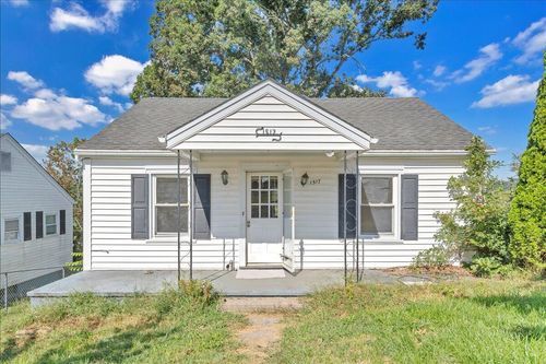 1517 5th St St, Radford, VA, 24141 | Card Image