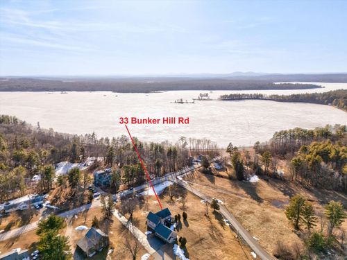 33 Bunker Hill Rd, Auburn, NH, 03032-3520 | Card Image