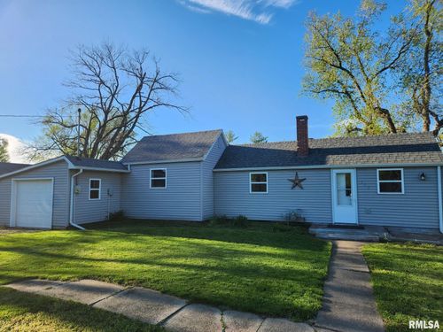 603 Washington St, Augusta, IL, 62311-1142 | Card Image