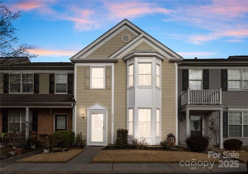 6776 Rothchild Dr, Charlotte, NC, 28270-8501 | Card Image