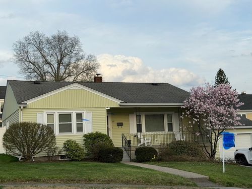 89 Westview Rd, Worcester, MA, 01602-2556 | Card Image