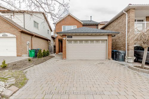 4231 Sugarbush Rd, Mississauga, ON, L5B2X5 | Card Image
