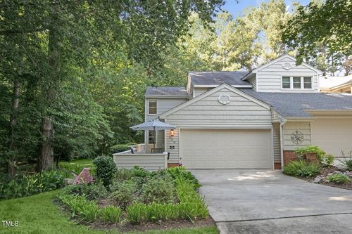 128 Woodglen Dr, Cary, NC, 27518-8606 | Card Image