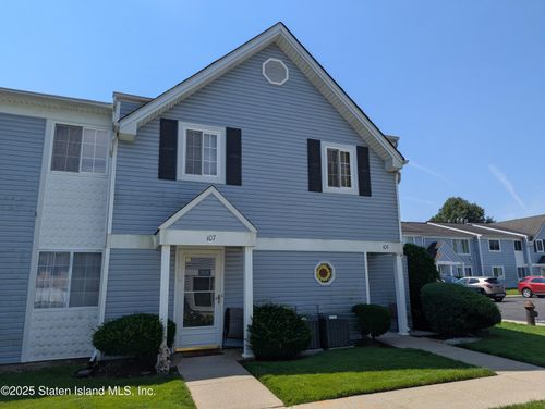 67-107 Gervil Street, Staten Island, NY, 10309 | Card Image
