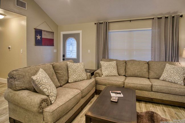 222 Lighthouse, House other with 3 bedrooms, 2 bathrooms and null parking in Canyon Lake TX | Image 7