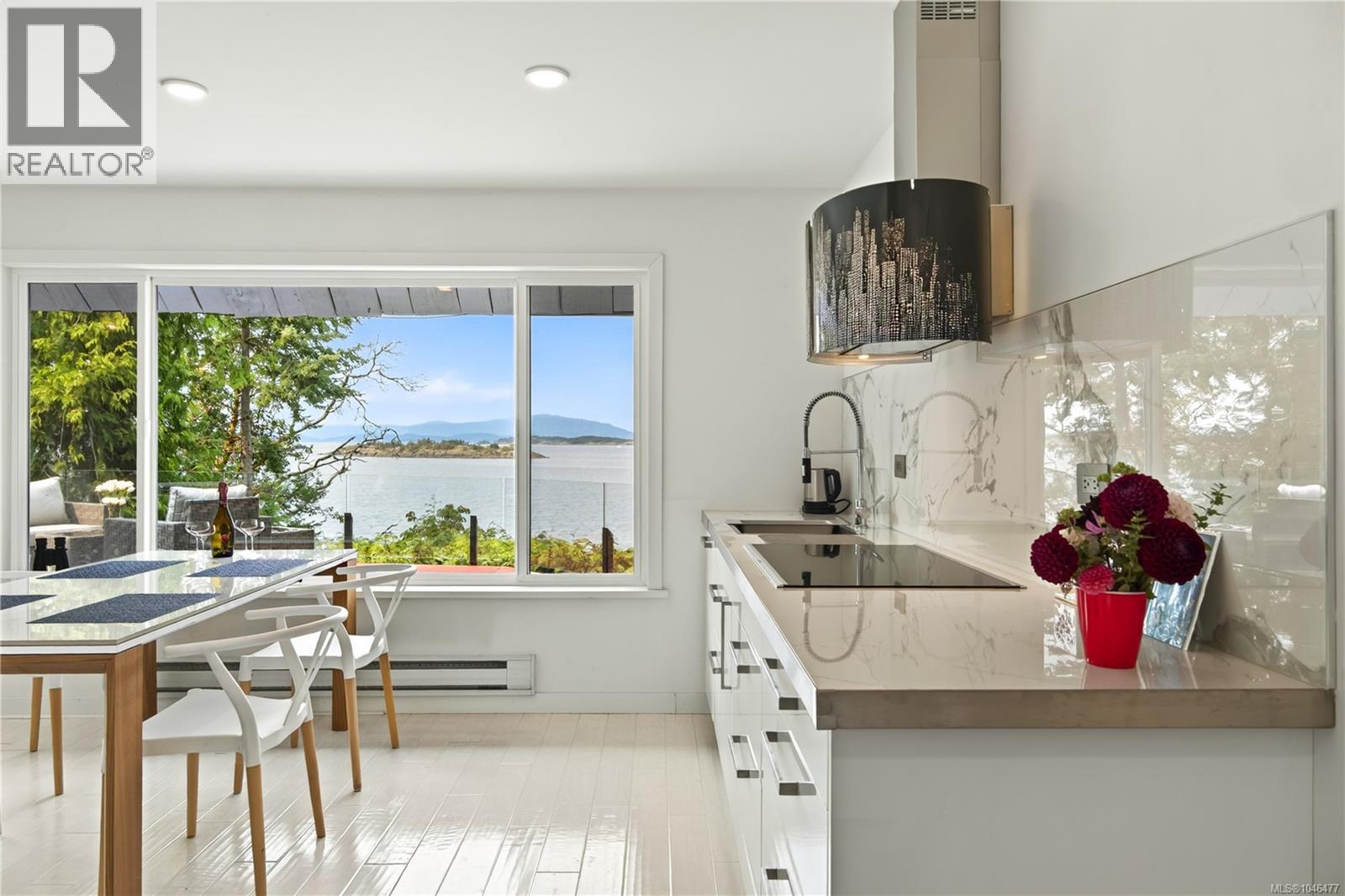 Residential in Nanoose Bay 3