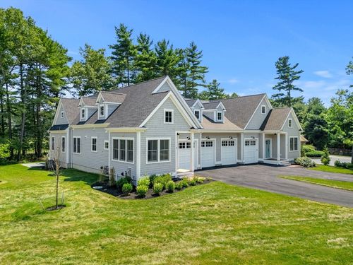 4 Golf Cottage Way, Mattapoisett, MA, 02739 | Card Image
