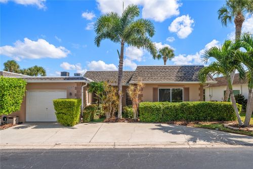 6563 Grand Bahama Dr, SEMINOLE, FL, 33777-4713 | Card Image