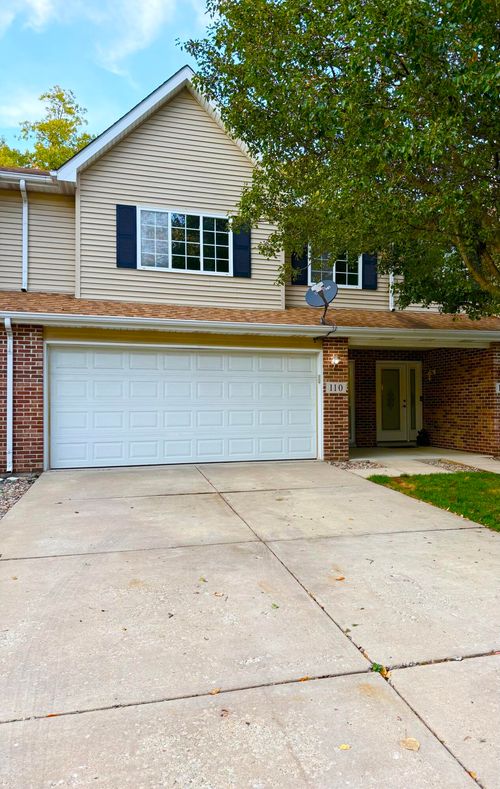 110 Debie Ln, Hobart, IN, 46342 | Card Image
