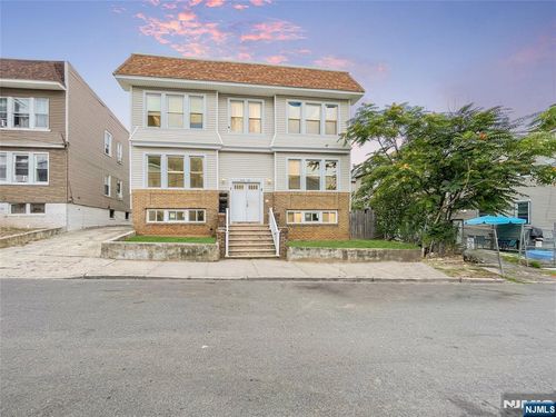 9 Patten Place, Newark, NJ, 07112 | Card Image