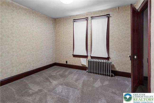 170 S Whitfield St, Home with 3 bedrooms, 2 bathrooms and 4 parking in Nazareth PA | Image 6