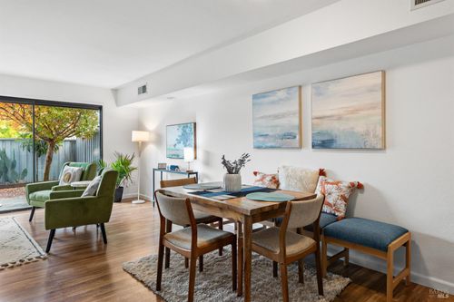 apt-e-105 Elbridge Ave, Cloverdale, CA, 95425-4463 | Card Image