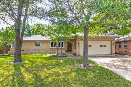 9903 Cloister Dr, Dallas, TX, 75228-3618 | Card Image