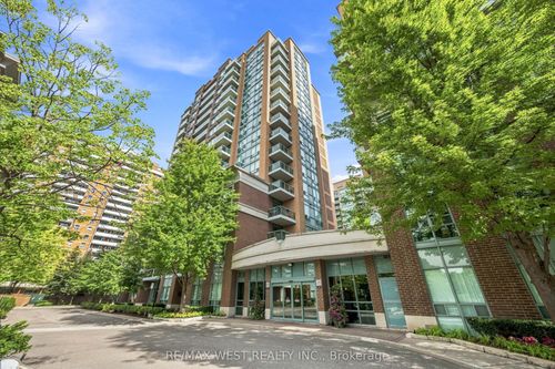 809-15 Michael Power Pl, Etobicoke, ON, M9A5G4 | Card Image