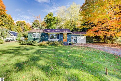 783 S Stony Point Rd, Suttons Bay, MI, 49682-9577 | Card Image